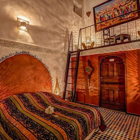 Riad Almaz Fez Bagian luar foto