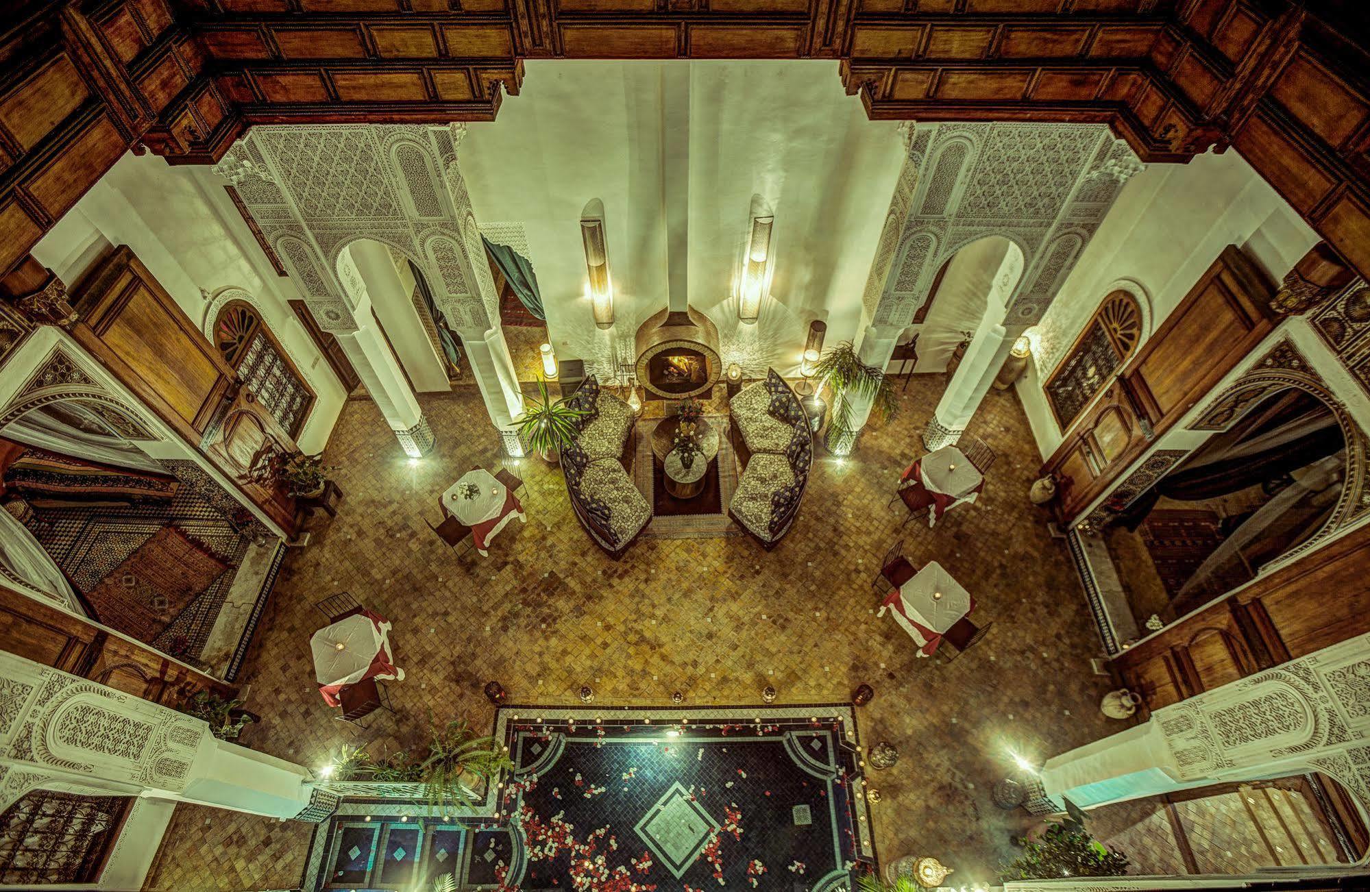 Riad Almaz Fez Bagian luar foto